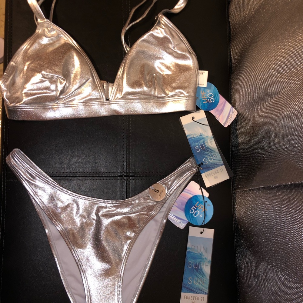 Forever 21 UPF 50+ silver swimsuit-M top S bottom